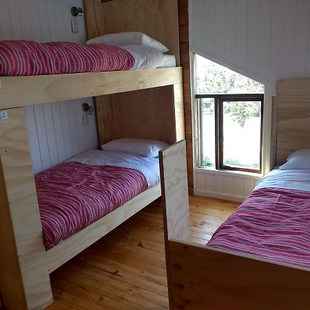 Quilda Hostel Hornopirén Extérieur photo